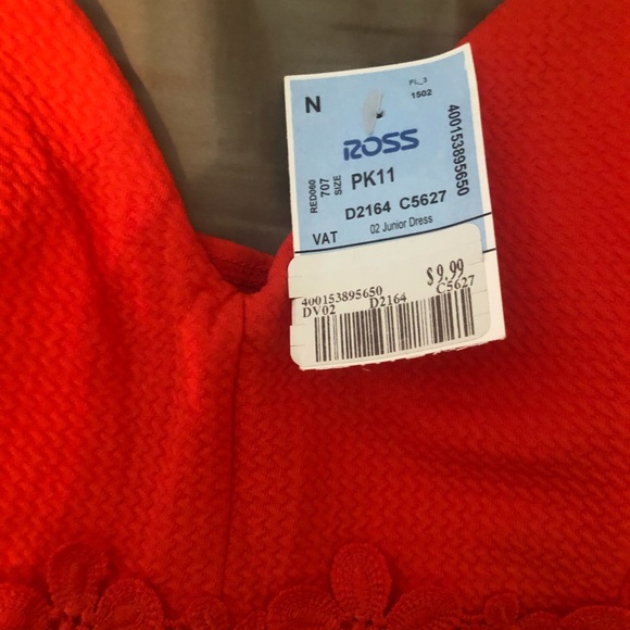 Dress - Picture 3 of 4